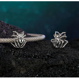 Charm pour bracelet arraignée croix pierre verte