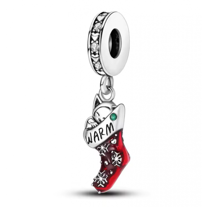 charm pour bracelet chat dans botte de noel au chaud