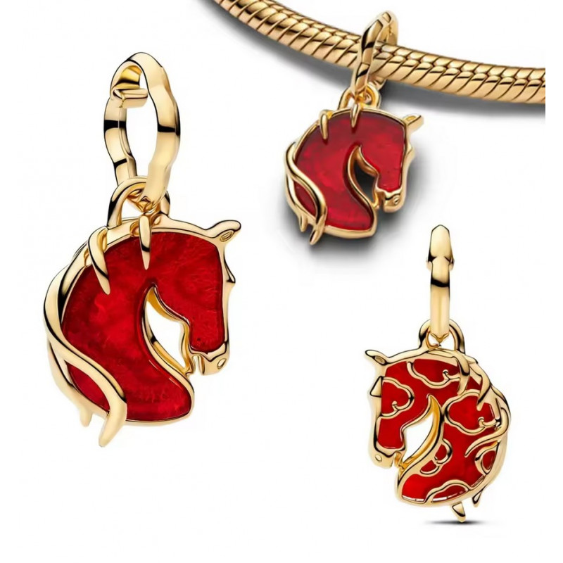 Charm pour bracelet cheval or sur fond rouge équitation