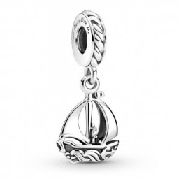 Porte clés avec bijou charm bateau vacance mer