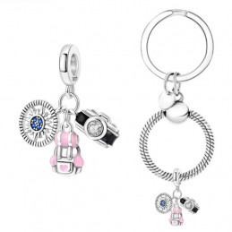 Porte clés avec bijou charm sac appareil photo voyage randonnée