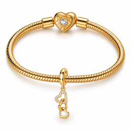 Charm bijou pour bracelet triple coeur attaché doré