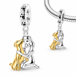 Charm pour bracelet fille et son chien doré