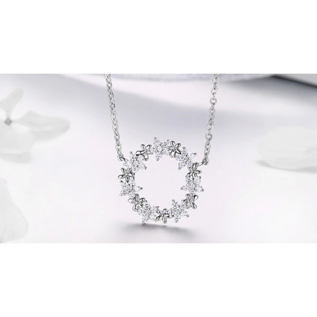 Collier argent couronne de fleurs strass diamant