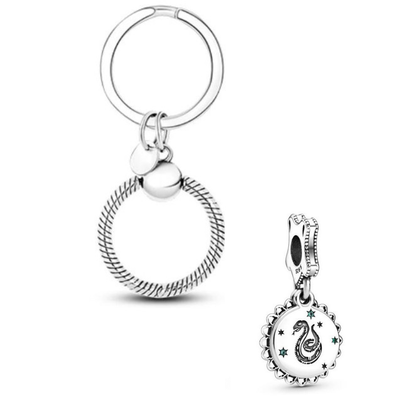 Porte clé avec bijou charm Serpentard Porte clé avec bijou charm Serpentard