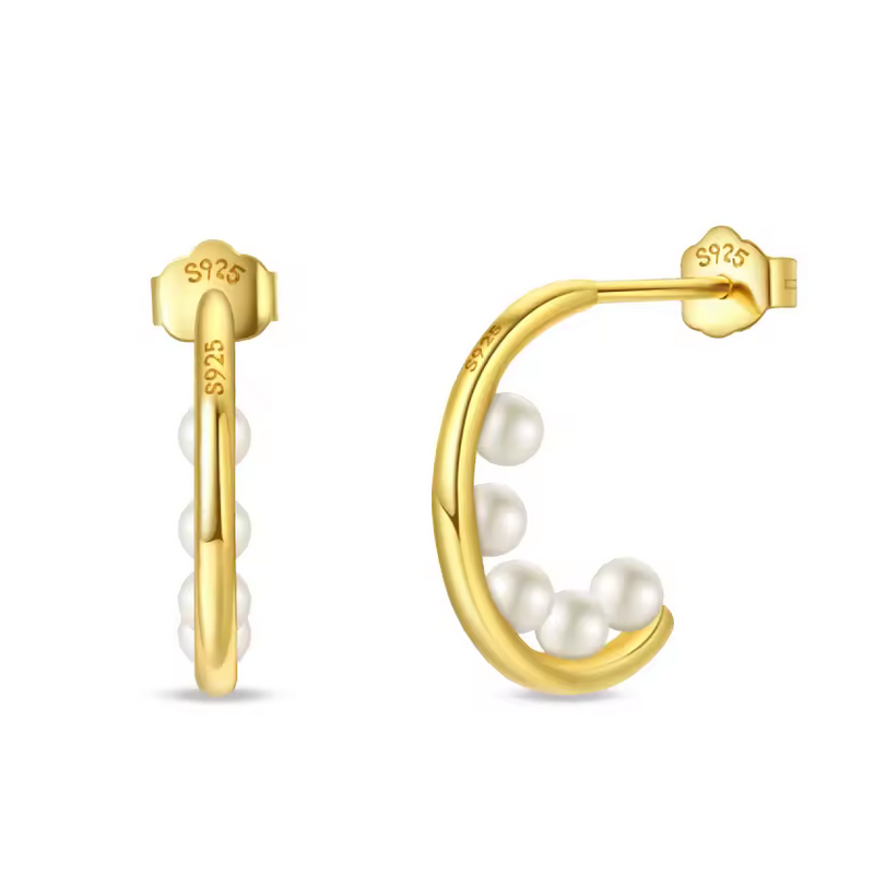 boucles d'oreilles or 5 perles blanches