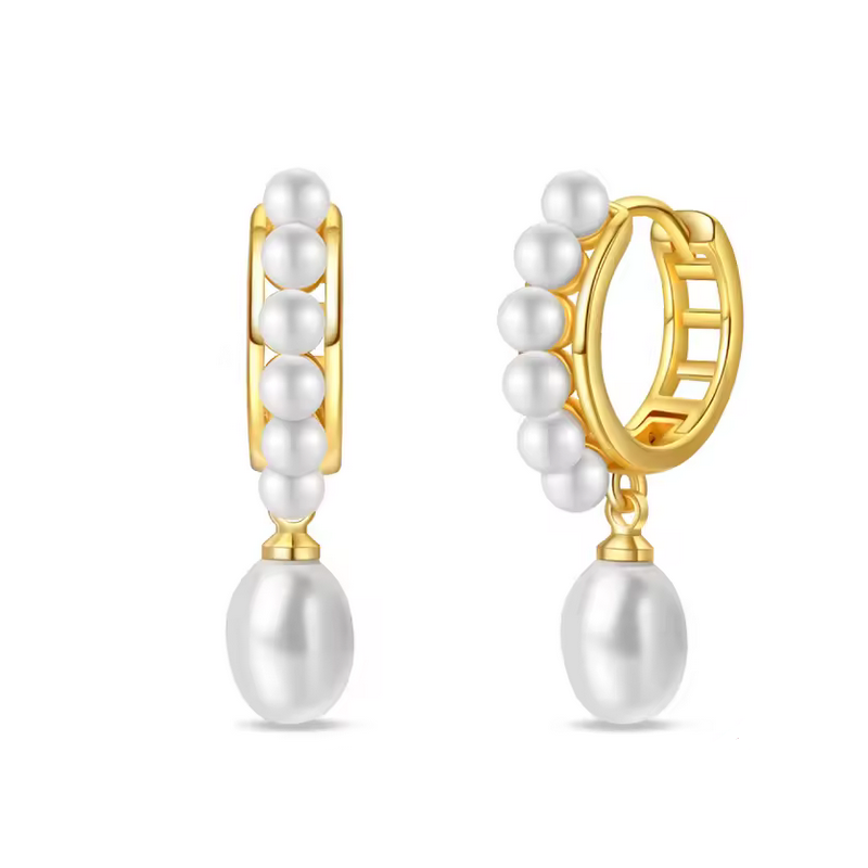 boucles d'oreilles anneau de perle blanche et perle pendente boucles d'oreilles anneau de perle blanche et perle pendente
