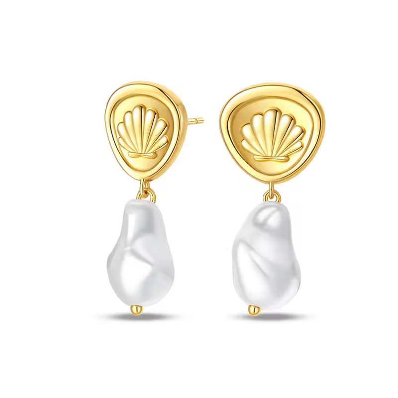 boucles d'oreilles coquillage or et perle blanche boucles d'oreilles coquillage or et perle blanche