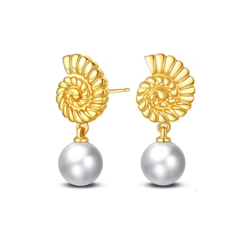boucles d'oreilles coquillage nautilus or et perle blanche boucles d'oreilles coquillage nautilus or et perle blanche